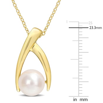 9-9.5MM Freshwater Cultured Pearl Pendant with Chain in 18K Yellow Gold
Plated Sterling Silver