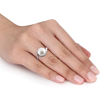 9.5-10MM Freshwater Cultured Pearl and 1/10 CT TW Diamond Curlicue Ring
in Sterling Silver