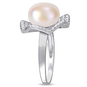 11-11.5MM Freshwater Cultured Pearl and 1 3/8 CT TGW Cubic Zirconia Ring
in Sterling Silver