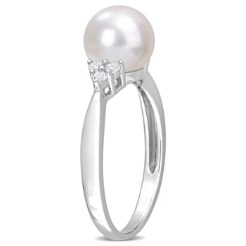 8-8.5MM Freshwater Cultured Pearl and 1/4 CT TGW White Topaz Ring in
Sterling Silver