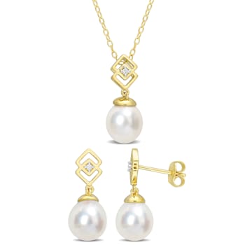 8-9MM South Sea Cultured Pearl & Topaz Earrings & Necklace Set
in Yellow Plated Sterling Silver