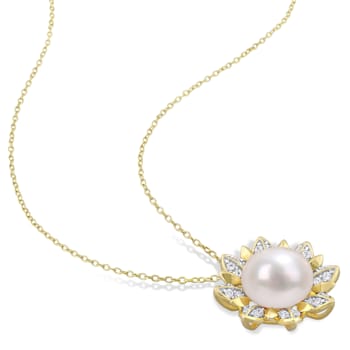 8.5-9MM Freshwater Cultured Pearl and 1 CT TGW White Topaz Pendant in
Yellow Sterling Silver