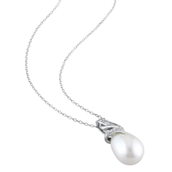 9-9.5MM Freshwater Cultured Pearl and Diamond Twist Pendant with Chain
in Sterling Silver
