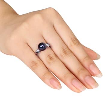 9-9.5MM Black Freshwater Cultured Pearl and 1/8 CT TW Black & White
Diamond Ring in Sterling Silver