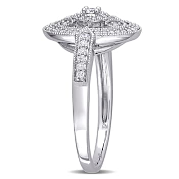 1/4 CT TW Diamond Vintage Oval Shaped Halo Ring in Sterling Silver