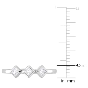 1/4 CT TW Diamond 3-Stone Ring in 14K White Gold