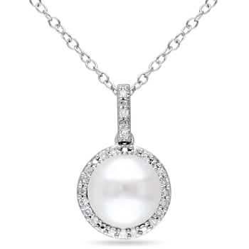 8MM Freshwater Cultured Pearl and 1/10 CT TW Diamond Halo Pendant with
Chain in Sterling Silver