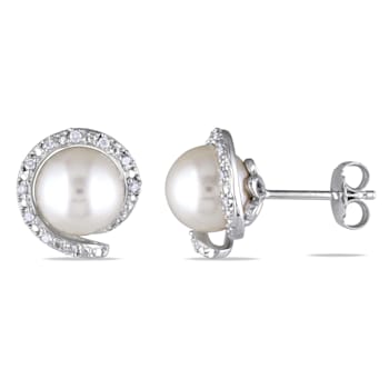 8-8.5 MM Freshwater Cultured Pearl and 1/10 CT TW Diamond Stud Earrings
in Sterling Silver