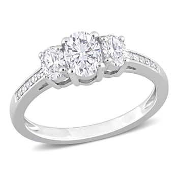 1 CT TW Diamond 3-Stone Engagement Ring in Platinum