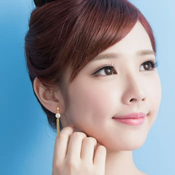 8-8.5MM Freshwater Cultured Pearl Earrings with Curb Chain in Yellow
Plated Sterling Silver