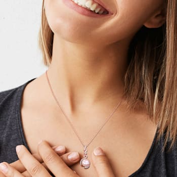 10-10.5MM Freshwater Cultured Pearl and 1/6 CT TW Diamond Pendant in
Rose Plated Sterling Silver