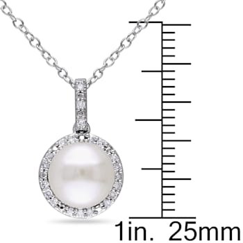 8MM Freshwater Cultured Pearl and 1/10 CT TW Diamond Halo Pendant with
Chain in Sterling Silver