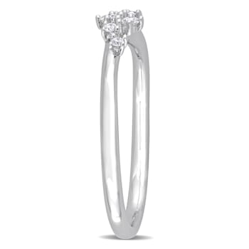 1/10 CT TW Diamond Band in Sterling Silver