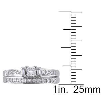 1/3 CT TW Princess Cut, Baguettes and Round Diamond Bridal Set in
Sterling Silver