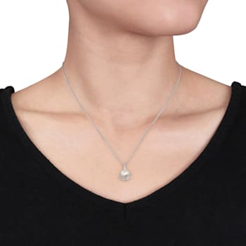 8MM Freshwater Cultured Pearl and 1/10 CT TW Diamond Halo Pendant with
Chain in Sterling Silver
