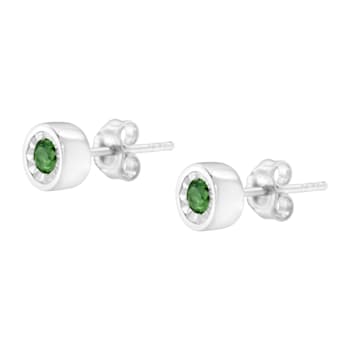 Sterling Silver 0.15ctw Round Brilliant-Cut Green Diamond Miracle-Set
Stud Earrings