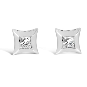 10K White Gold 1/5 Cttw Invisible Set Princess-Cut Diamond Stud Earrings
(H-I Color, SI2-I1 Clarity)