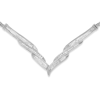 14K White Gold Mixed Cut Diamond 'V' Shape Fashion Necklace (2 cttw, I-J
Color, SI2-I1 Clarity)