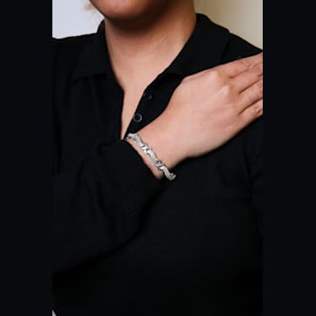 Sterling Silver 1 3/4 Cttw Diamond Wave and X Link Tennis Bracelet (I-J
Color, I3 Clarity) - 7"