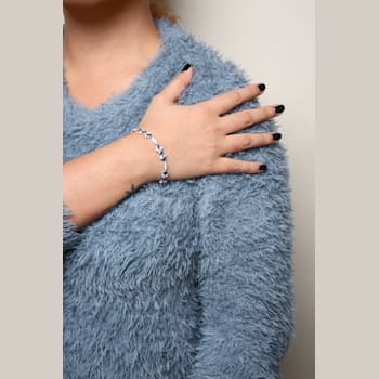 18K White Gold Round Blue Sapphire and Round Diamonds Floral Design Link Bracelet