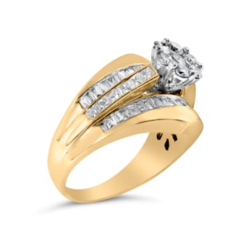14K Yellow Gold 2-1/3ctw Diamond Cluster Band Engagement Ring &
Wedding Band Set Size 7