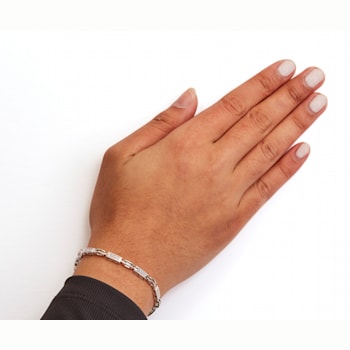 14K White Gold 1.0ctw Invisible Set Diamond Alternating Station and Link
Tennis Bracelet