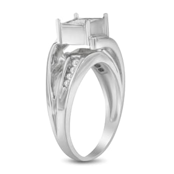 10K White Gold 1/3ctw Invisible Set Princess-cut Diamond Bypass Ring
(H-I Color, SI1-SI2 Clarity)