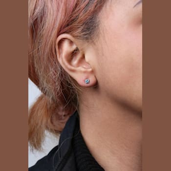 14K White Gold 1/2 Cttw Aqua Blue Diamond Screw-Back 4-Prong Classic
Stud Earrings