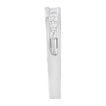 Sterling Silver 1/2ctw Princess-Cut Diamond Channel-Set Ring (H-I Color,
I2 Clarity)