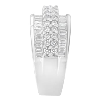 14K White Gold Round and Baguette Diamond Ring (1 1/2 Cttw, F-G Color,
SI1-SI2 Clarity)
