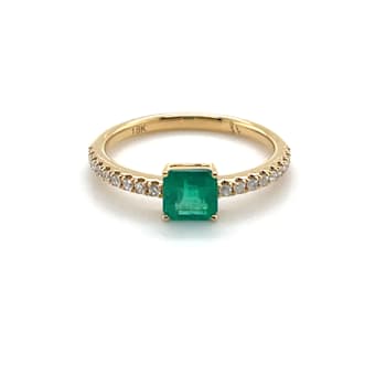 0.55Cts Colombian Emerald ,0.14cw diamond, crafted in 18K Yellow Gold Ring.