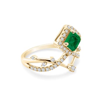 0.61Cts Colombian emerald, 0.38cw diamond, crafted in 18K Yellow gold ring