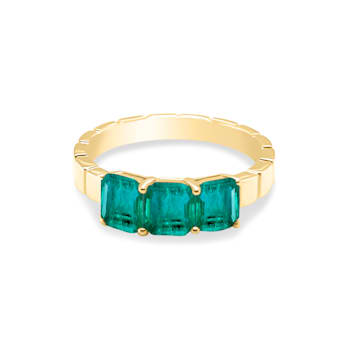1.56Cts Colombian Emerald, Crafted in 18K yellow Gold 3-Stone Ring.