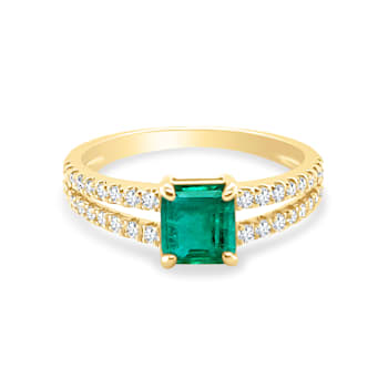 0.81Cts Colombian Emerald, 0.15cw diamond, crafted in 18K yellow gold,
center design ring.