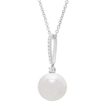 14K White Gold Diamond and White Ming Pearl Pendant