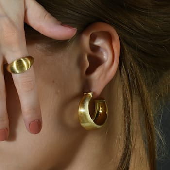 Striated Hoops (Gold Vermeil)