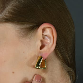 Tri Hugs Earring (Gold Vermeil)