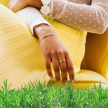Grass Collection Ring  – 3 Intense Green Natural Emeralds
