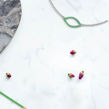 Rose Leaf Collection - 14ct White Gold setting Sterling Silver chain
Necklace - 38 Green Emeralds