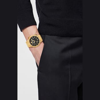Greca Logo Mens Watch IP Yellow Gold Case Black Guilloché Dial IP Yellow
Gold Bracelet