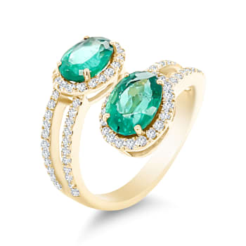 18K Yellow Gold Emerald and Diamond Ring3.15ctw