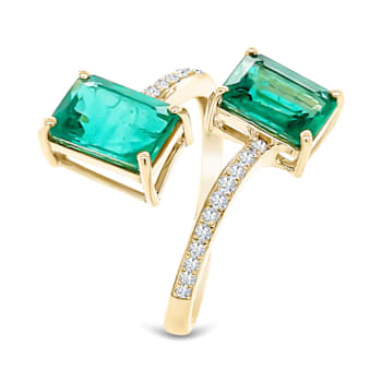 18K Yellow Gold Emerald and Diamond Ring 3.27ctw