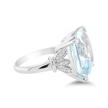 18K White Gold Aquamarine and Diamond Ring 14.76ctw