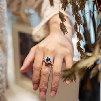 3.36 cttw Simulated Sapphire Cubic Zirconia Halo Engagement Ring,
Sterling Silver