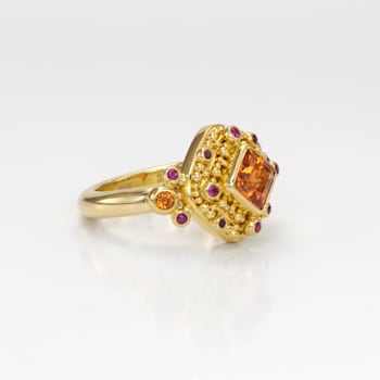 Classic Collection Ring in 22kt & 18kt gold set with Mandarin
Garnets and Hot Pink Sapphires