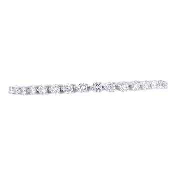 5.00Ct Round Three Prong 7 inch Tennis Bracelet in Lab Grown Diamond in
14K gold.