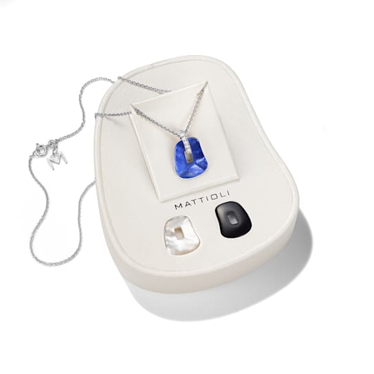 Mattioli small Puzzle pendant giftbox in 18-karat white gold and white diamonds