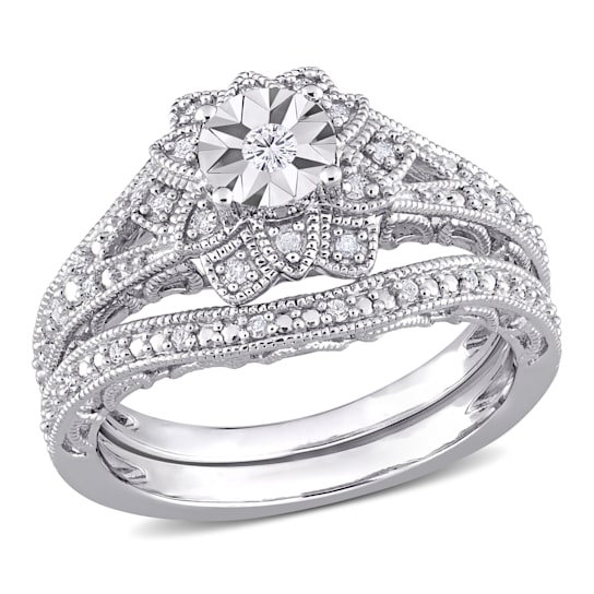 1/5 CT TW Diamond Vintage Bridal Set in Sterling Silver