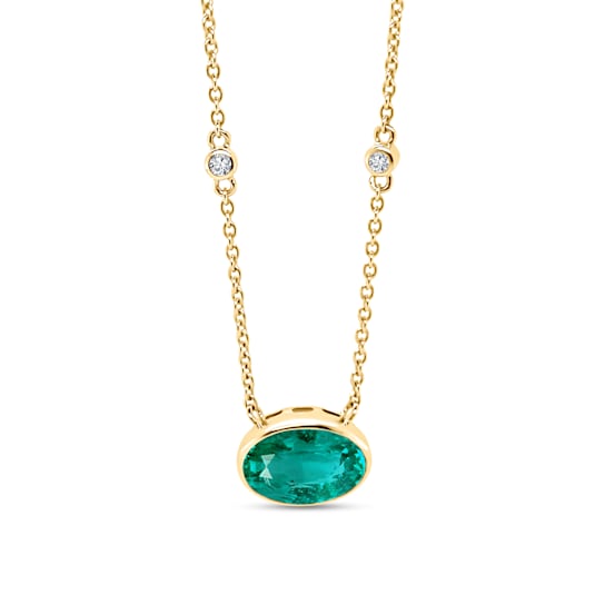 2.51Cts Colombian Emerald oval shape-cut, Crafted in 18K Yellow gold necklace.