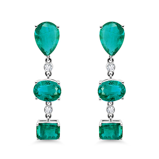 5.45Cts Colombian Emerald, 0.12cw diamond, crafted in 18K Yellow Gold Earrings.